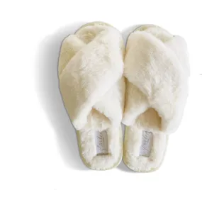 Ultra-soft White Faux Fur Slippers
